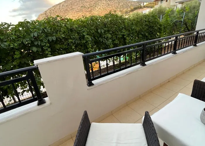 Hermes Casa Херсонісос